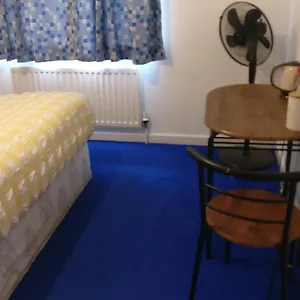  Homestay In A Shared Flat United Kingdom